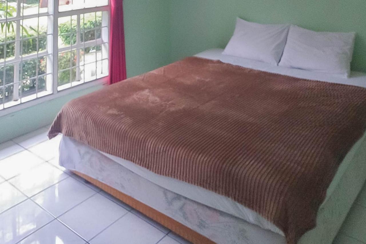 Villa Getsemani Mitra Reddoorz Sangkanurip Exterior foto